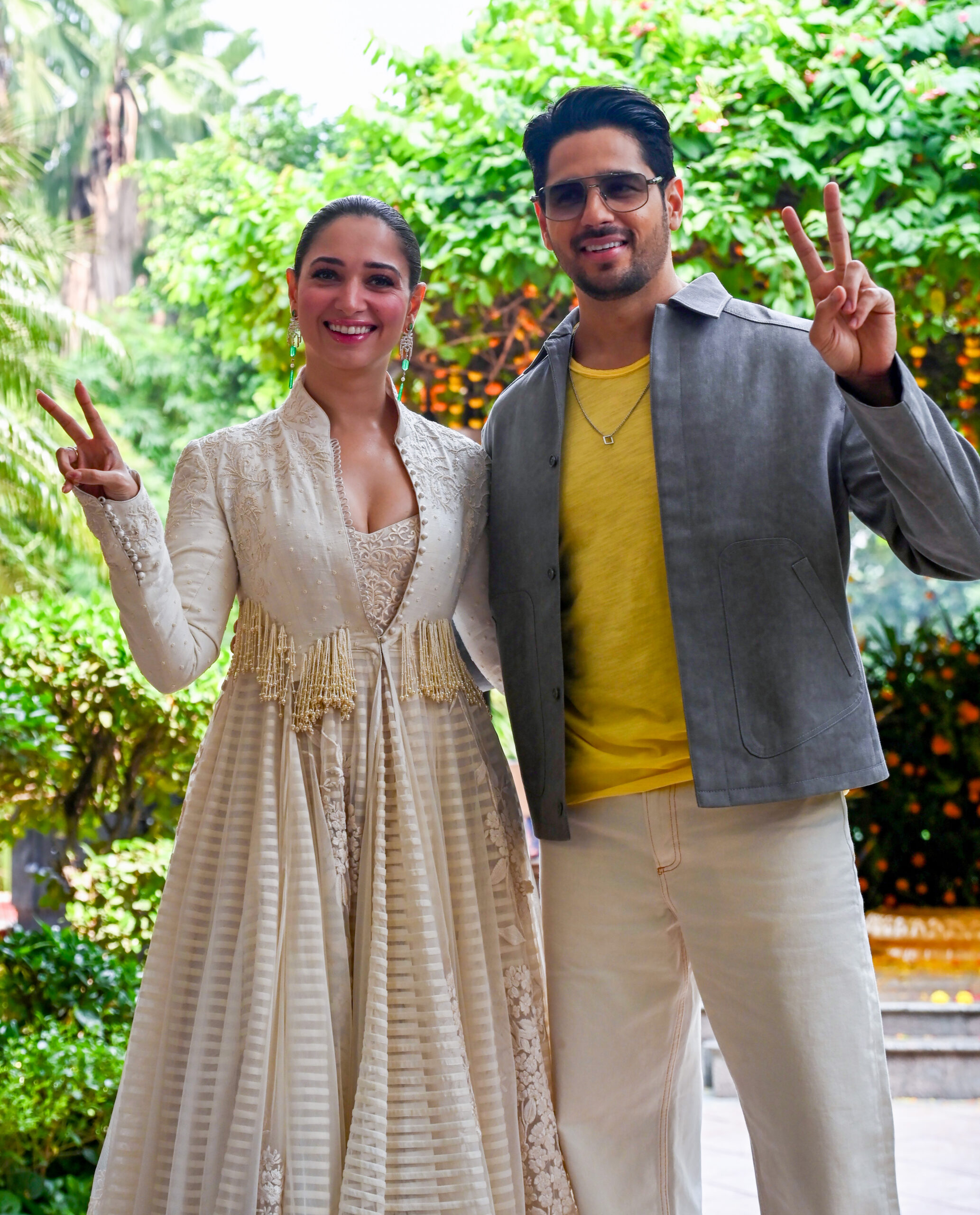 New Delhi: Sidharth Malhotra and Tamannaah Bhatia Promote The Vvaan #Gallery New Delhi: Sidharth Malhotra and Tamannaah Bhatia Promote The Vvaan #Gallery