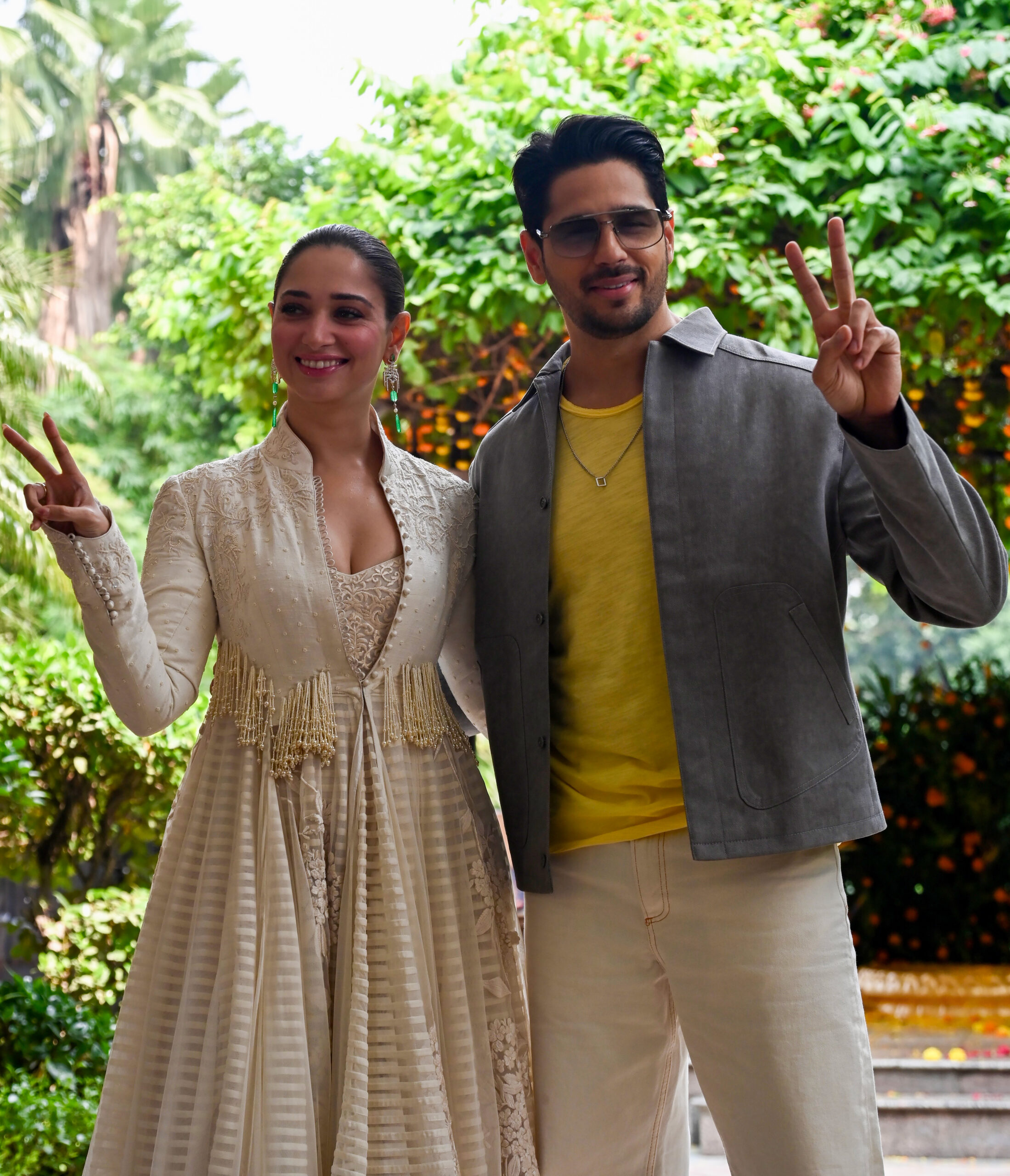 New Delhi: Sidharth Malhotra and Tamannaah Bhatia Promote The Vvaan #Gallery New Delhi: Sidharth Malhotra and Tamannaah Bhatia Promote The Vvaan #Gallery