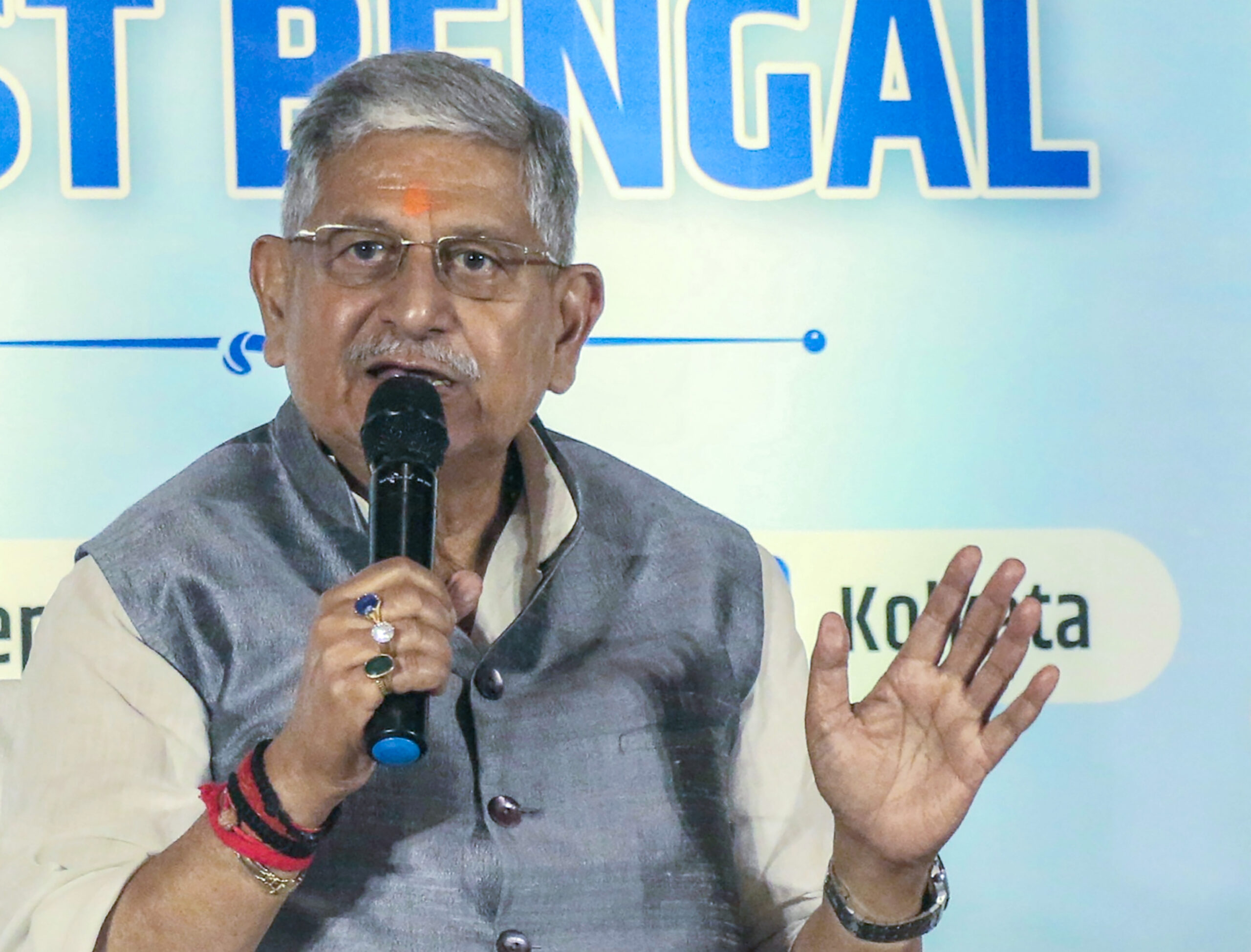 Kolkata: Review meeting on fisheries and dairy #Gallery Kolkata: Review meeting on fisheries and dairy #Gallery