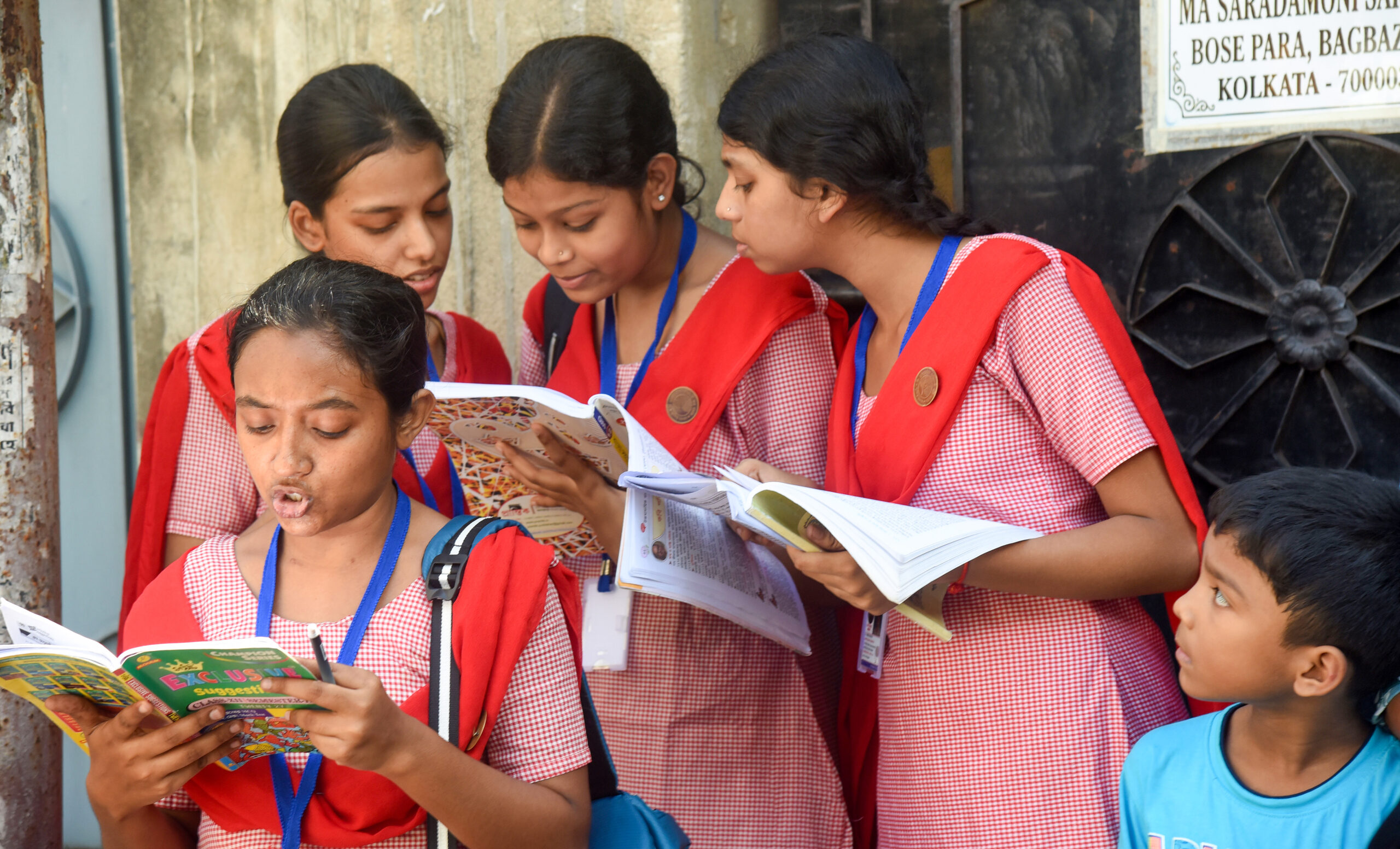 Kolkata: Students prepare for Higher Secondary exams #Gallery Kolkata: Students prepare for Higher Secondary exams #Gallery