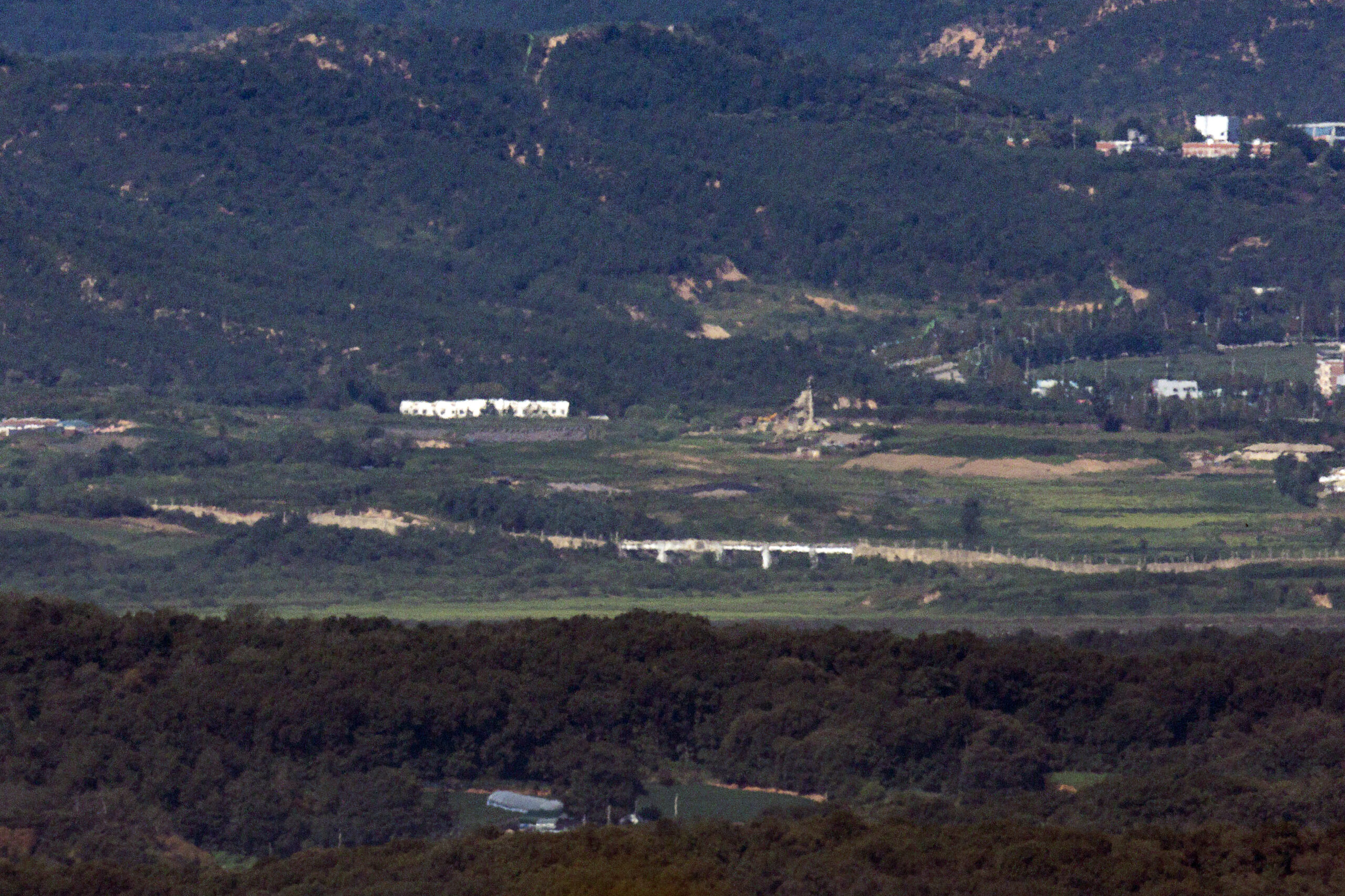 Three South Korean military officers injured in suspected landmine explosion during operation at DMZ Three South Korean military officers injured in suspected landmine explosion during operation at DMZ
