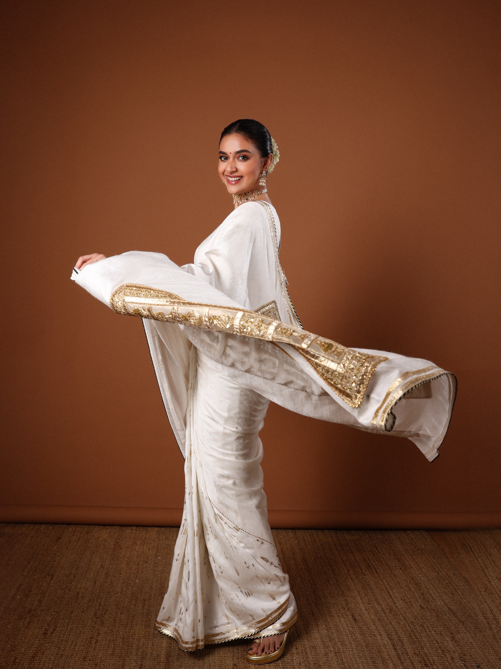 Actress Keerthi Suresh New Glam Stills Actress Keerthi Suresh New Glam Stills