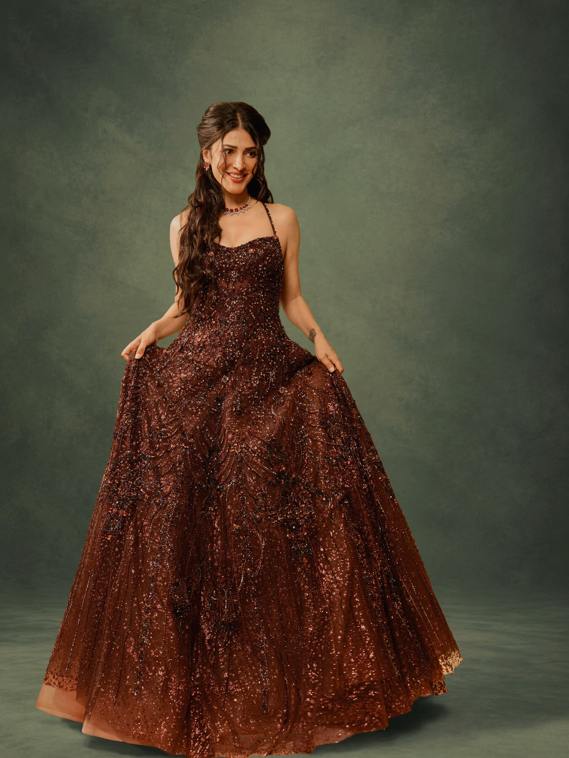 Actress Shruthi Hassan Latest Glam Stills Actress Shruthi Hassan Latest Glam Stills