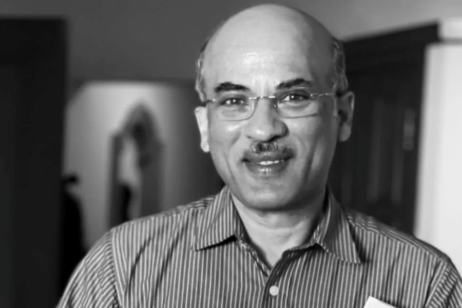 Sooraj Barjatya Reveals Why Rajshri Still Brings Families to Theatres: "That Alone Is Enough for Me" Sooraj Barjatya Reveals Why Rajshri Still Brings Families to Theatres: "That Alone Is Enough for Me"