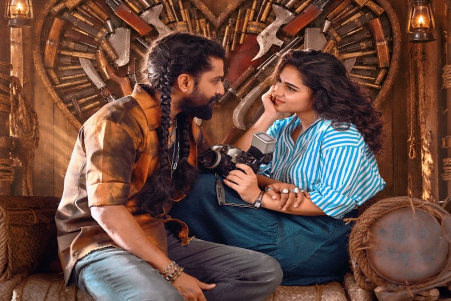 The Paradise Song 'Anjaana Anjaani' Out: Nani and Kayadu Lohar Bring Romance to Anirudh's Soulful Track