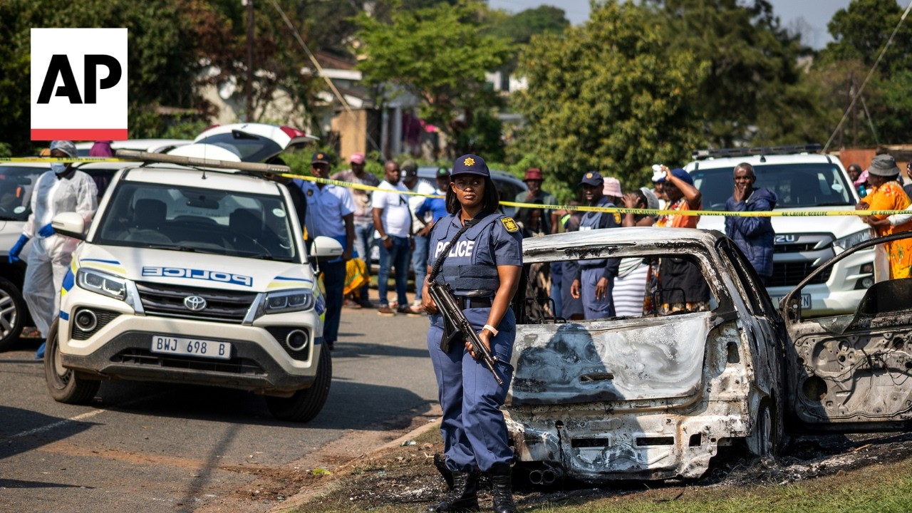 11 people killed in a mass shooting at a house party in South Africa (Video)
