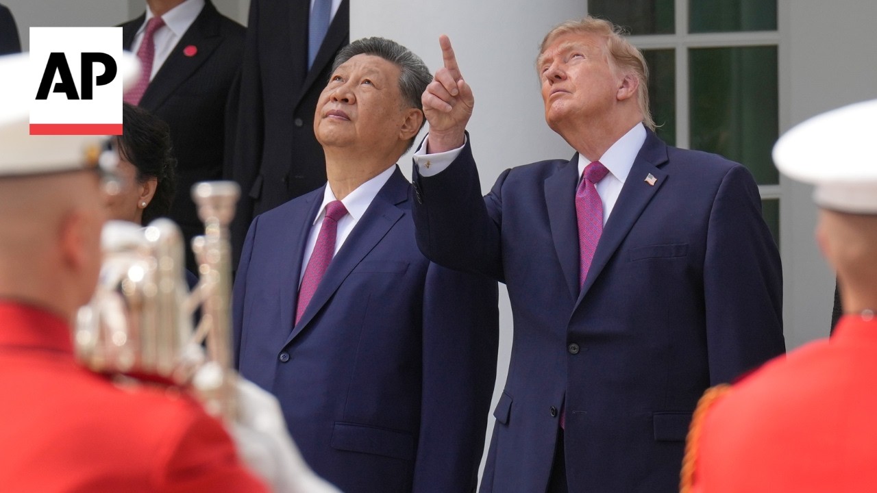 Trump welcomes Xi Jinping to the White House with a military review (Video)