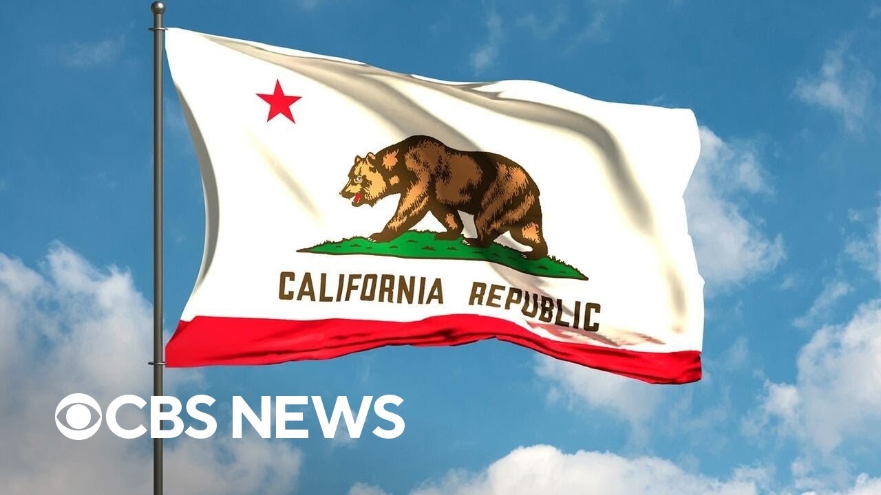 California passes local journalism lifeline bill amid "catastrophic collapse" (Video)