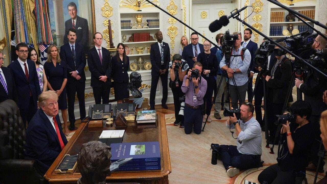 Legal expert breaks down White House media ban as federal judge still to issue ruling (Video)