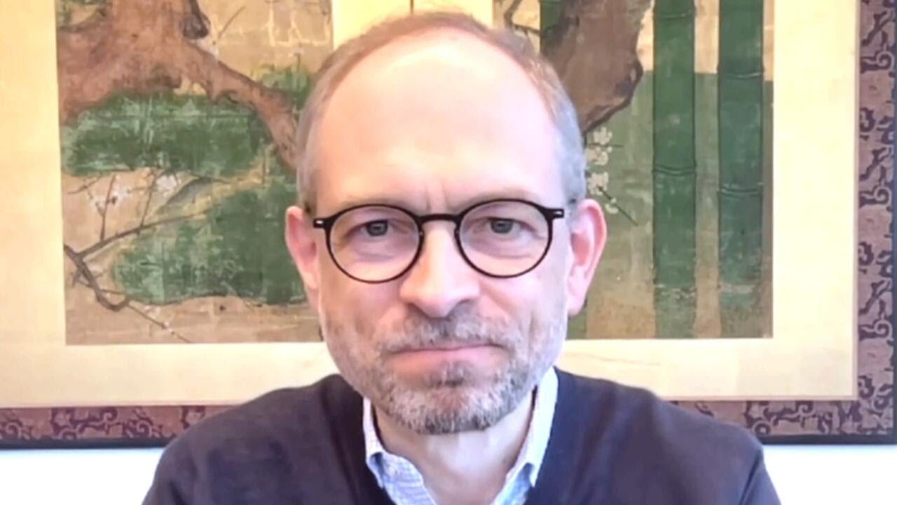 Software developer says there's a "dangerous gap opening up" between AI power and alignment (Video)