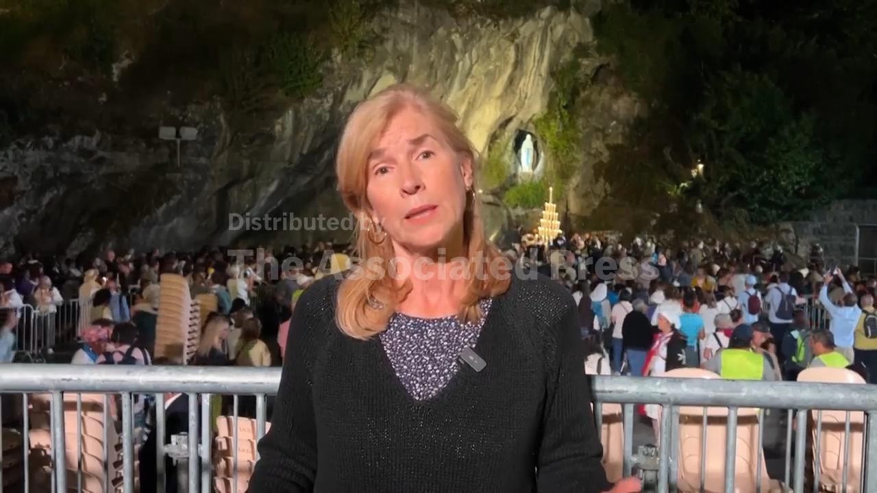 Pope Leo arrives in Lourdes and prays in the grotto of the apparition (Video)