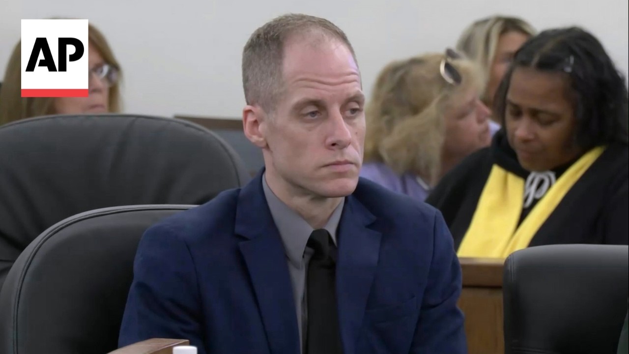Former 'American Idol' singer Caleb Flynn is on trial in his wife's killing (Video)