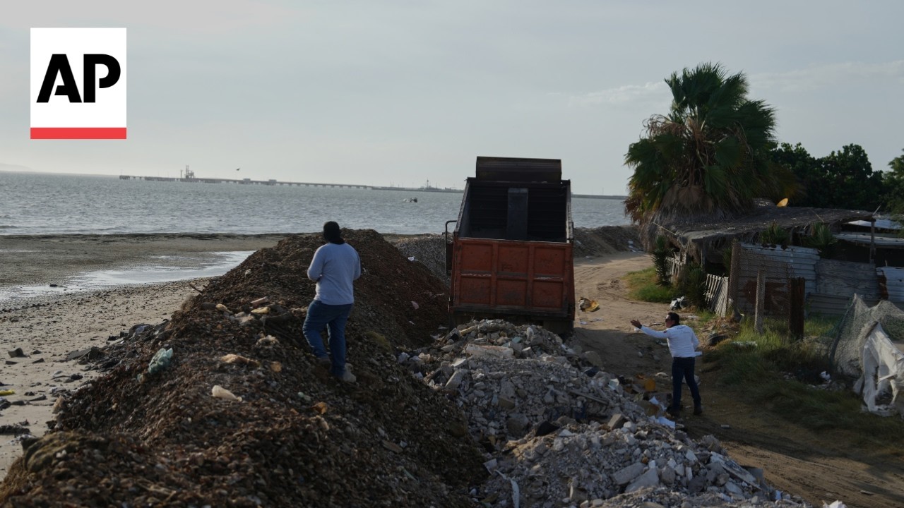 Fishing town in Mexico braces for Hurricane Polo as flood fears grow (Video)