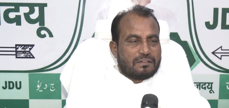 JD(U) targets INDIA bloc meet, says alliance lacks unity