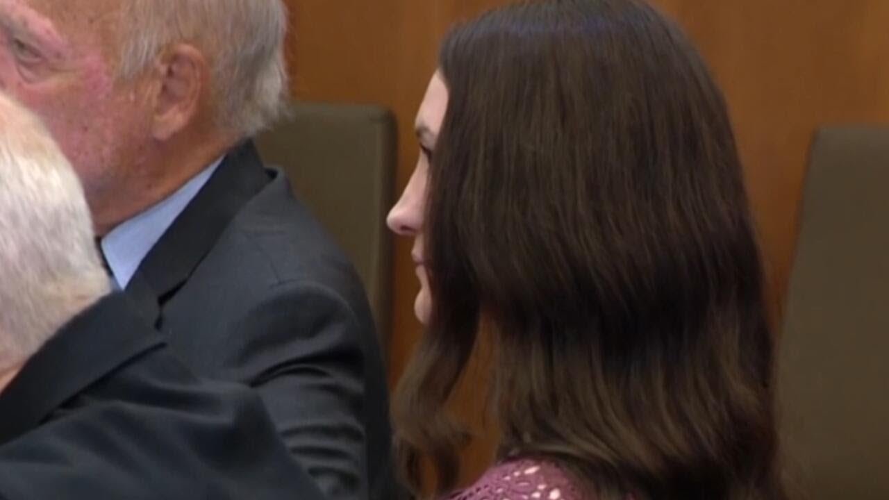 Why Lindsay Clancy's attorney is only now questioning whether she committed killings (Video)