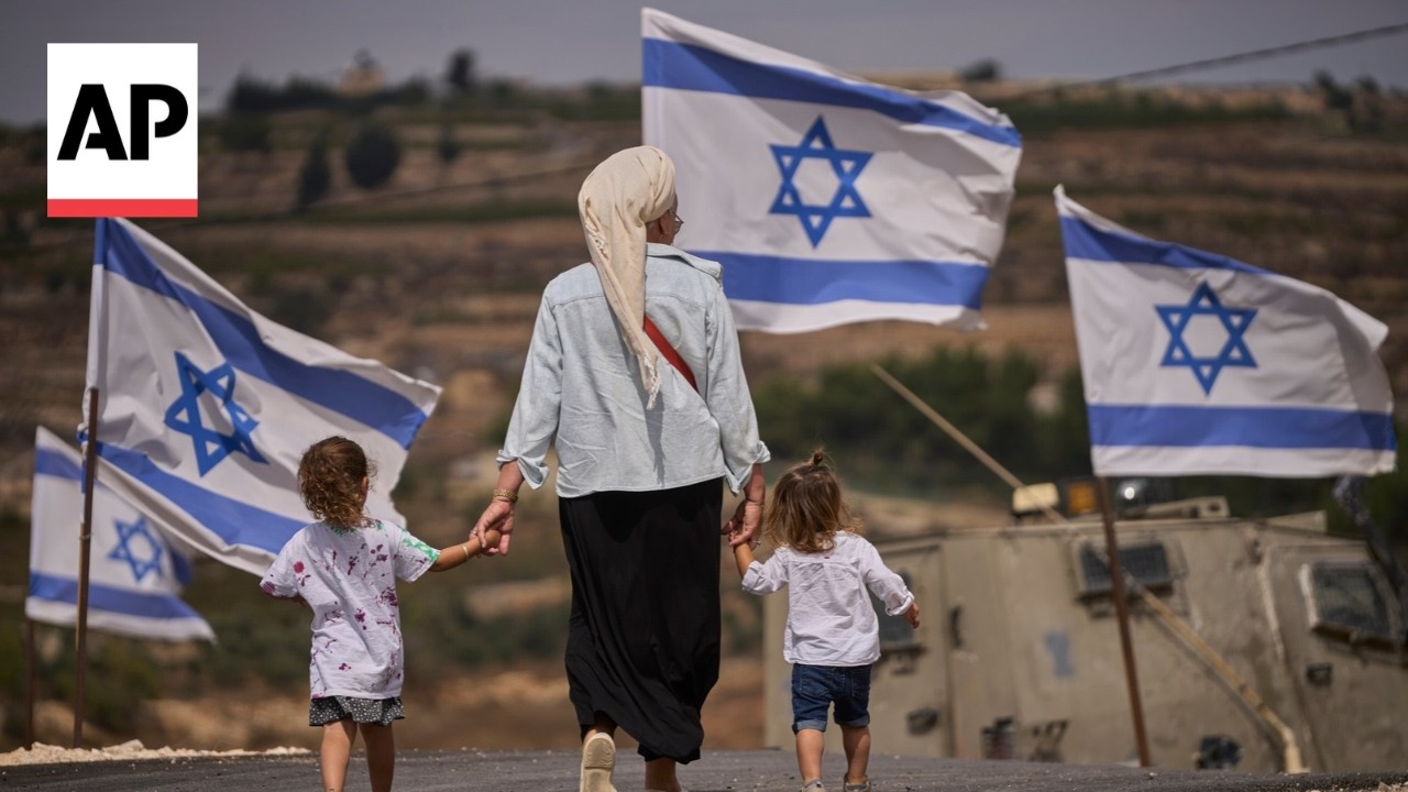 Israeli settlers inaugurate a new settlement in the occupied West Bank (Video)
