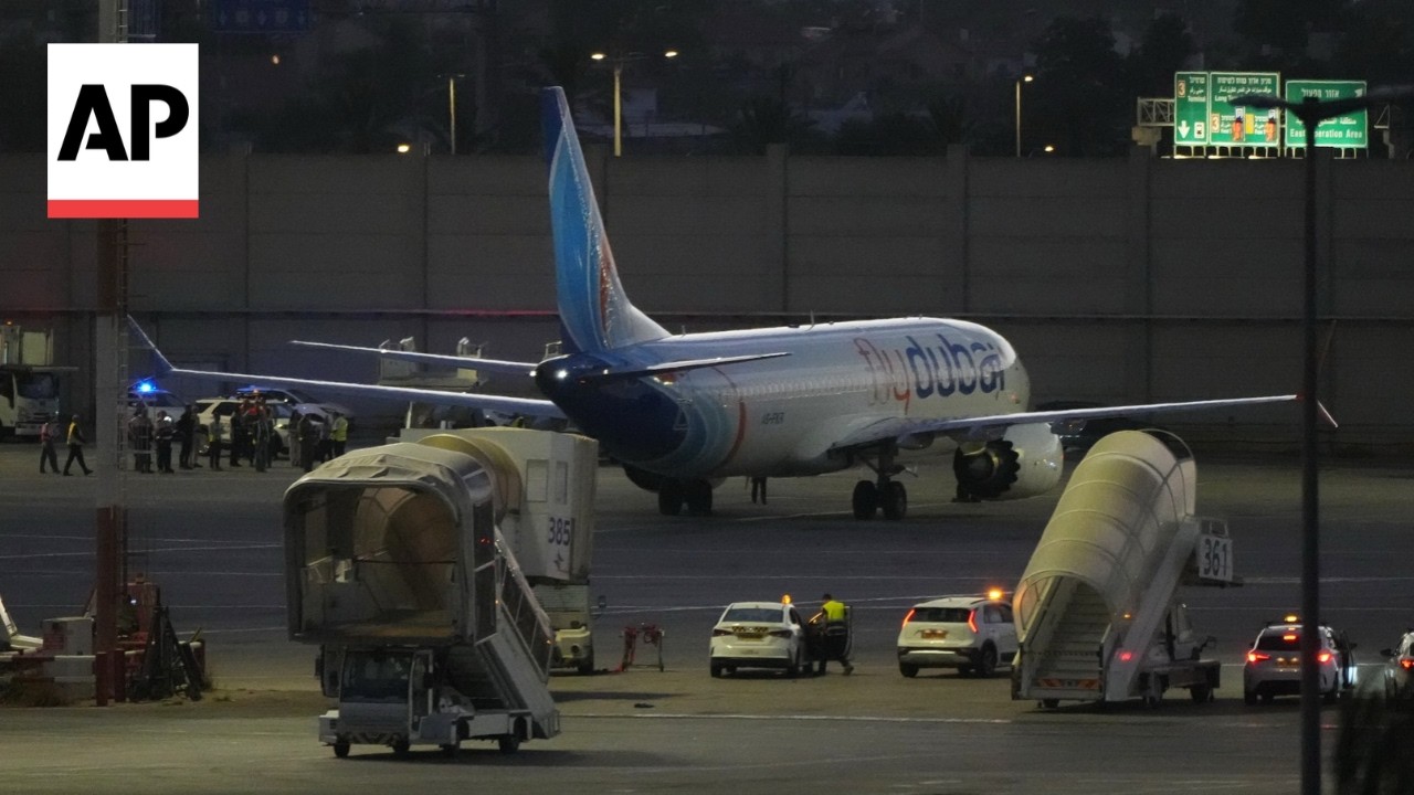 FlyDubai plane makes an emergency landing in Saudi Arabia after stabbing (Video)