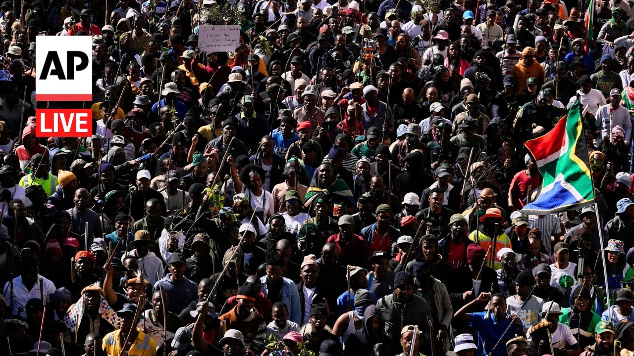 LIVE: Anti-immigration protesters march in South Africa (Video)
