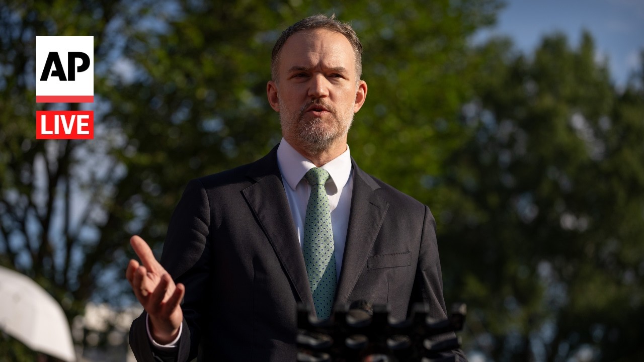 LIVE: Trade Representative Jamieson Greer holds a G20 press conference (Video)