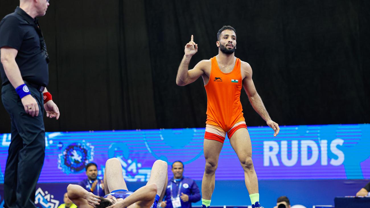 Asian Games: Sujeet enters 65kg freestyle wrestling final; Dipanshi to play for women's 50kg bronze
