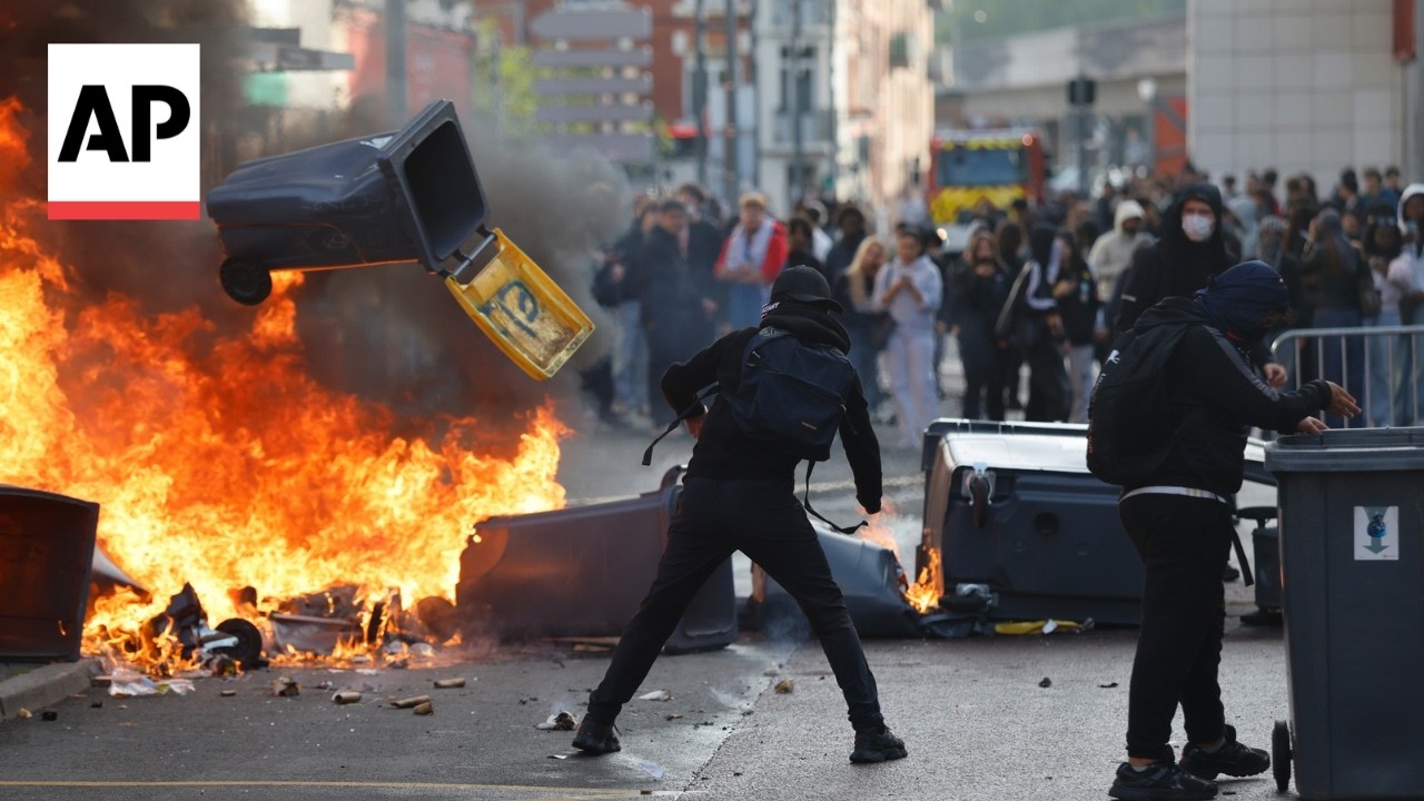 Paris police clash with high school students in protests over conditions (Video)