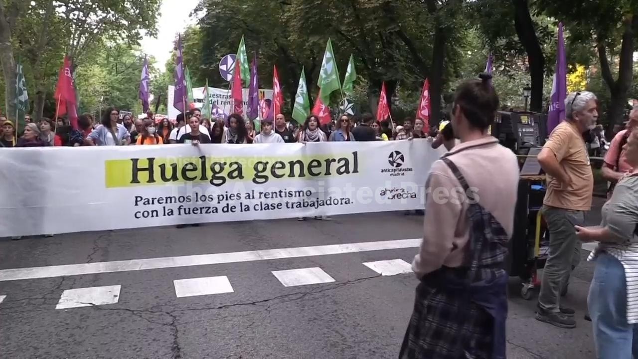 Tens of thousands of protesters in Spain demand help for renters (Video)