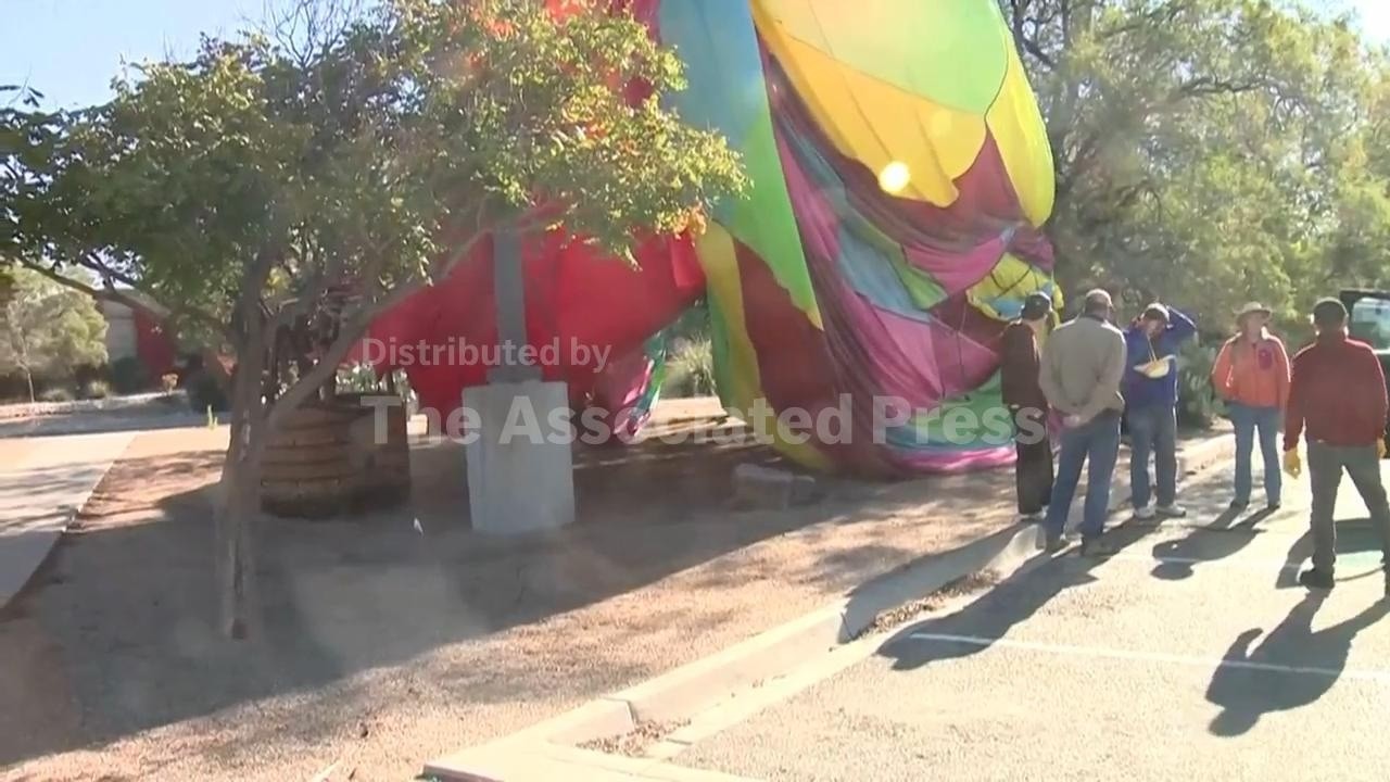 Hot air balloon downed in New Mexico after becoming caught in power lines (Video)