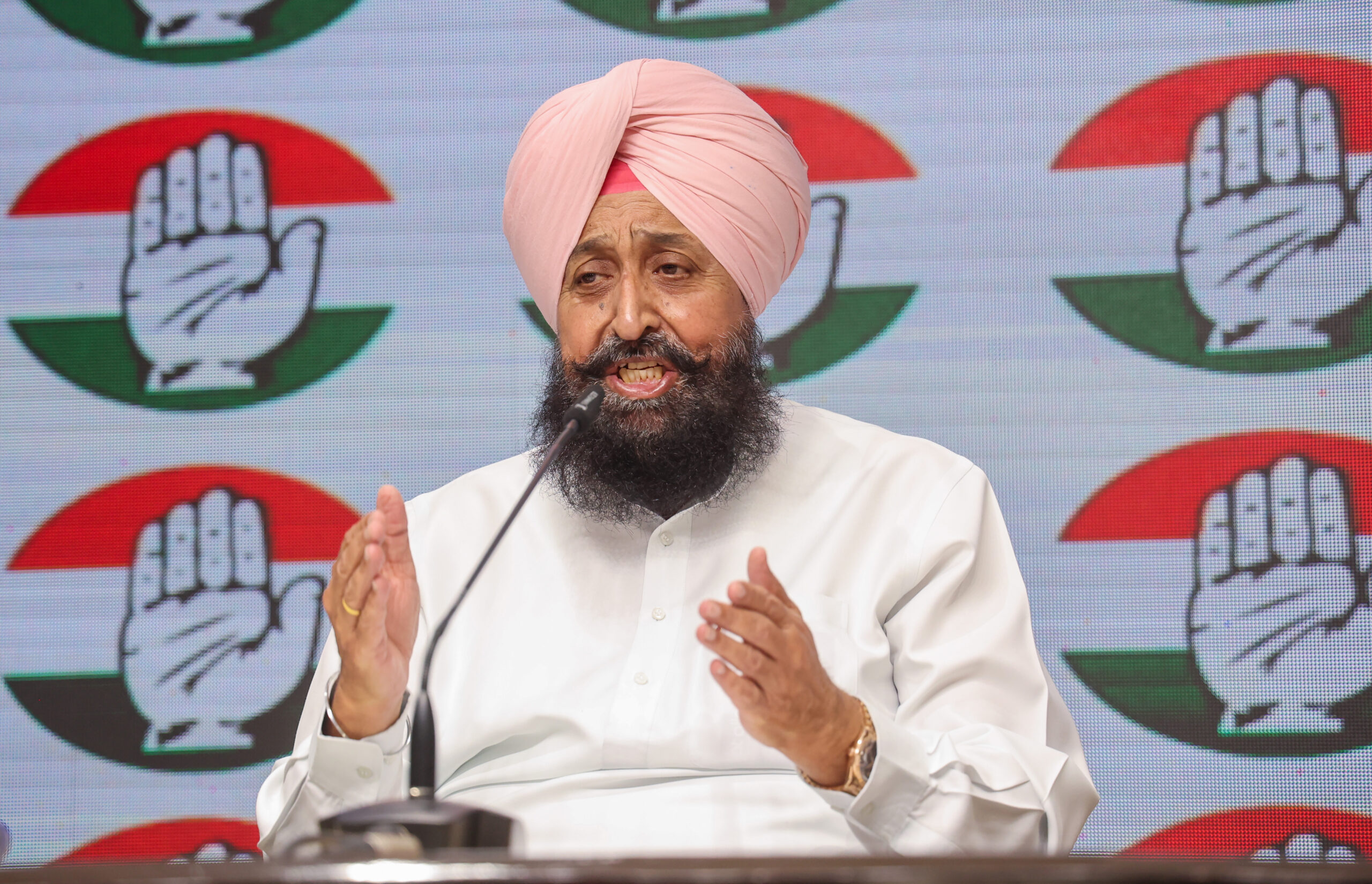 Punjab govt corruption case: Pratap Bajwa welcomes HC order on CBI probe