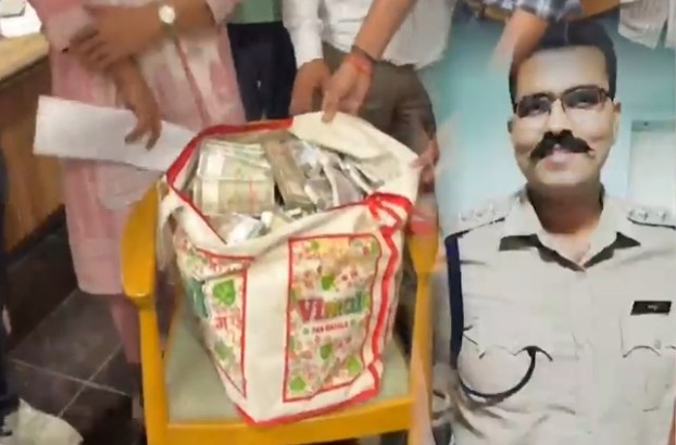 Rajasthan SOG ASP Mukesh Kumar Soni suspended in Rs 2 crore bribery case