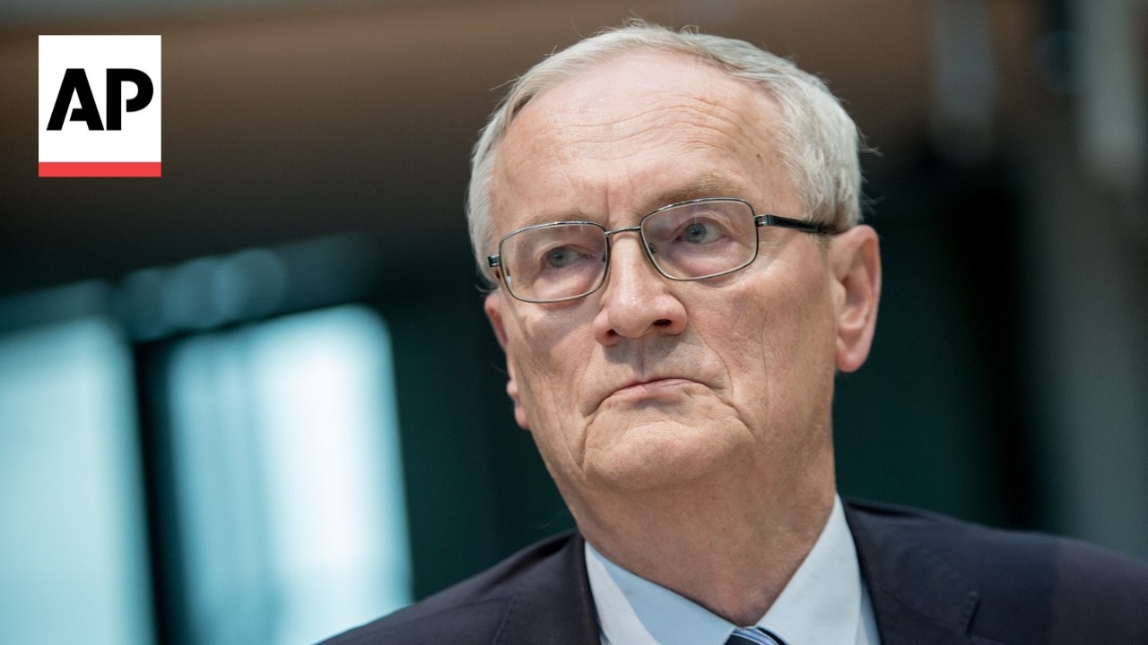 Germany's ex-spy chief is arrested on suspicion of trading state secrets and treason (Video)
