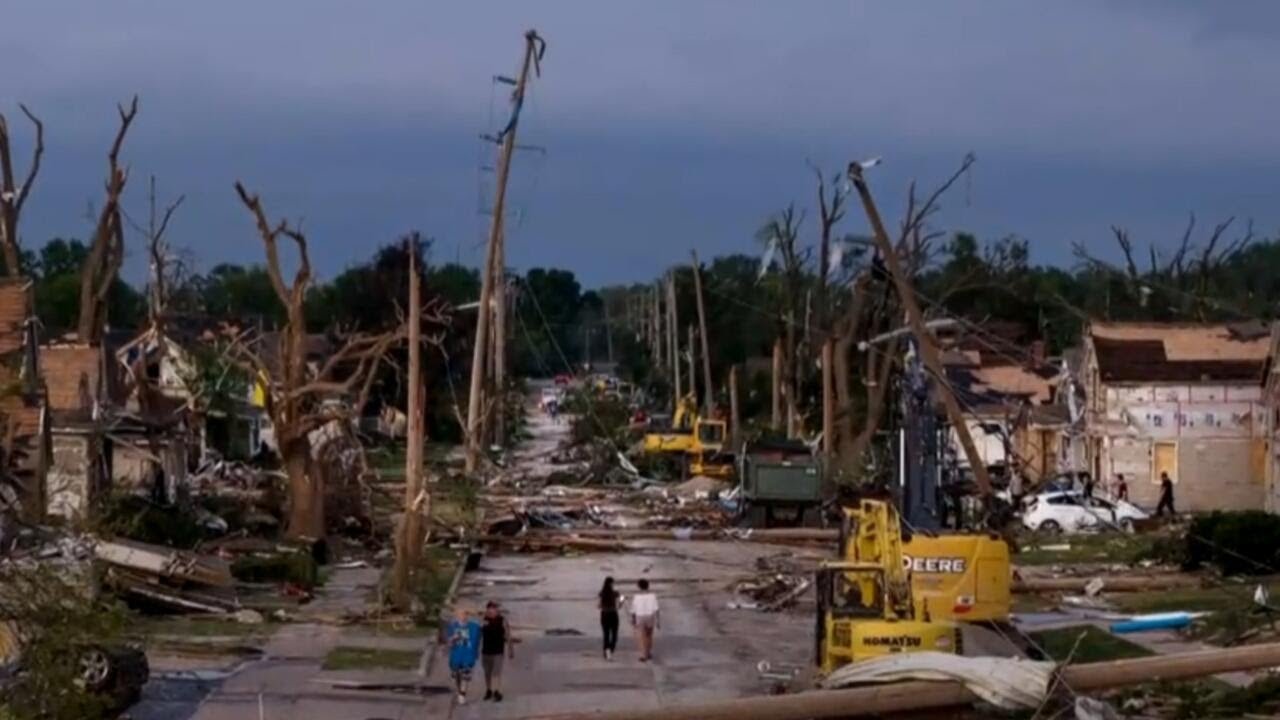 Wisconsin community still waiting for FEMA help over 2 months after tornado (Video)