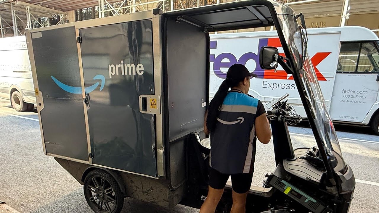 Amazon's smart glasses program for delivery workers sparks privacy concerns (Video)