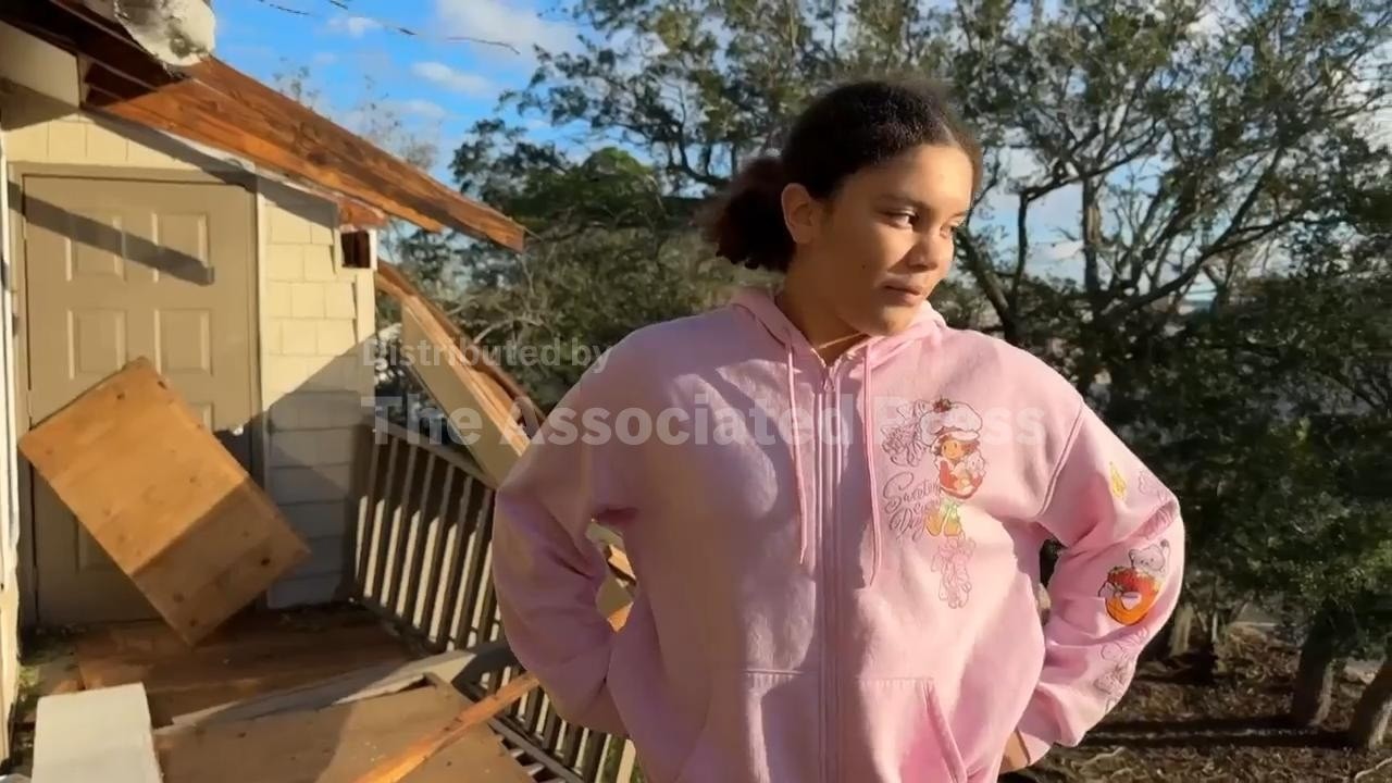 Florida mother and daughter pick up the pieces after Isaias rips off roof (Video)