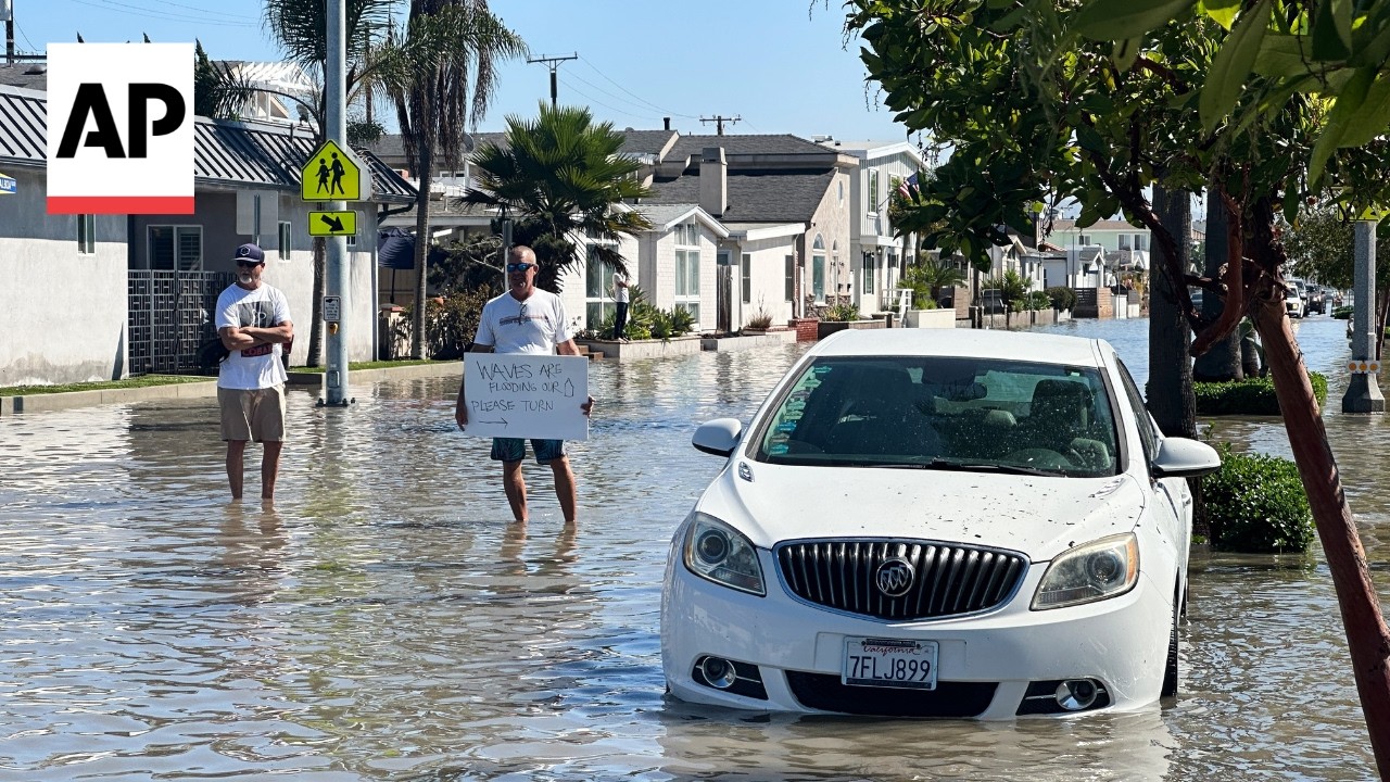 Videos show flooded streets in Newport Beach, California (Video)
