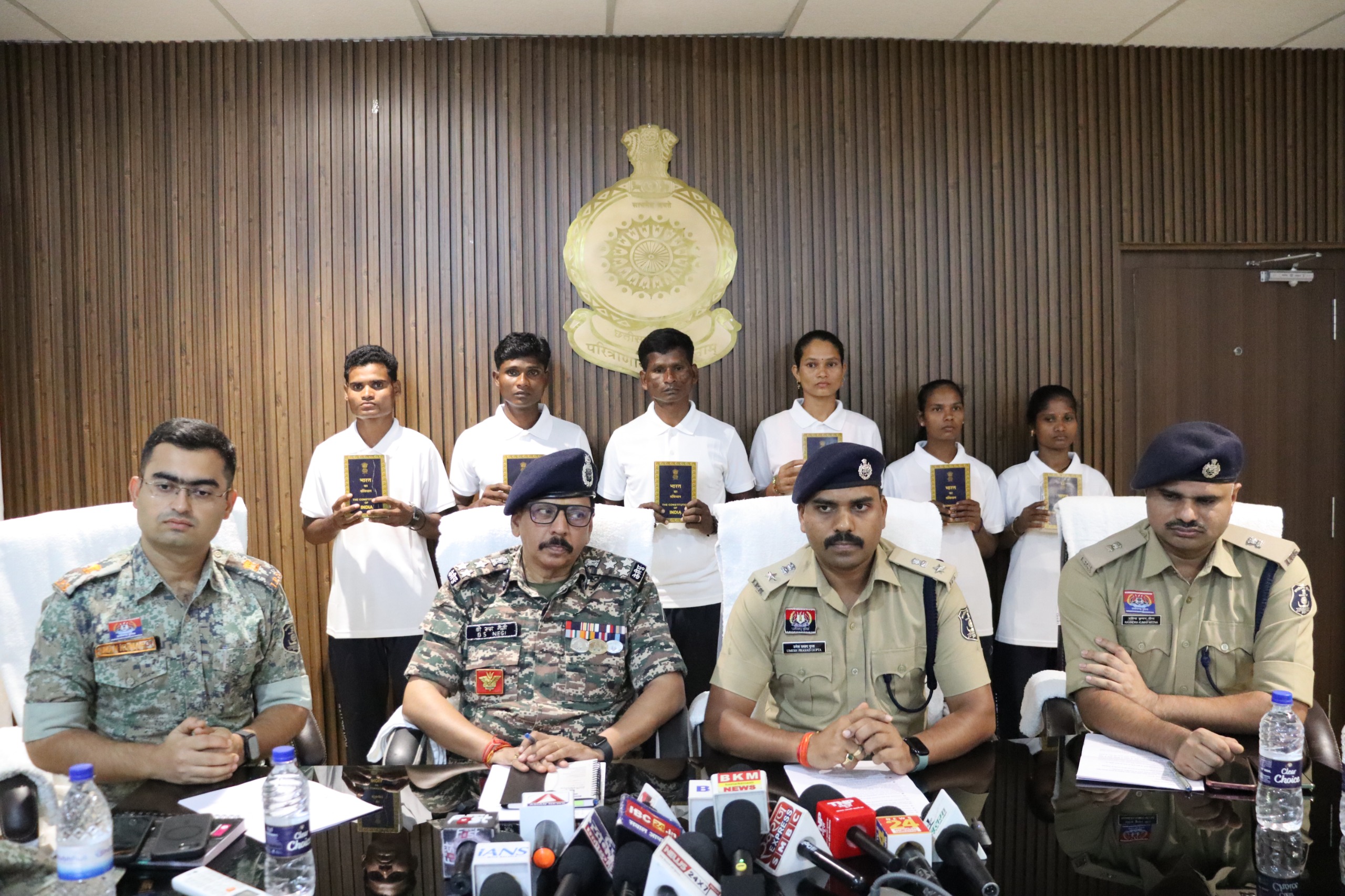 Chhattisgarh: Six Odisha Maoist cadres with 35 lakh combined reward, surrender in Bijapur