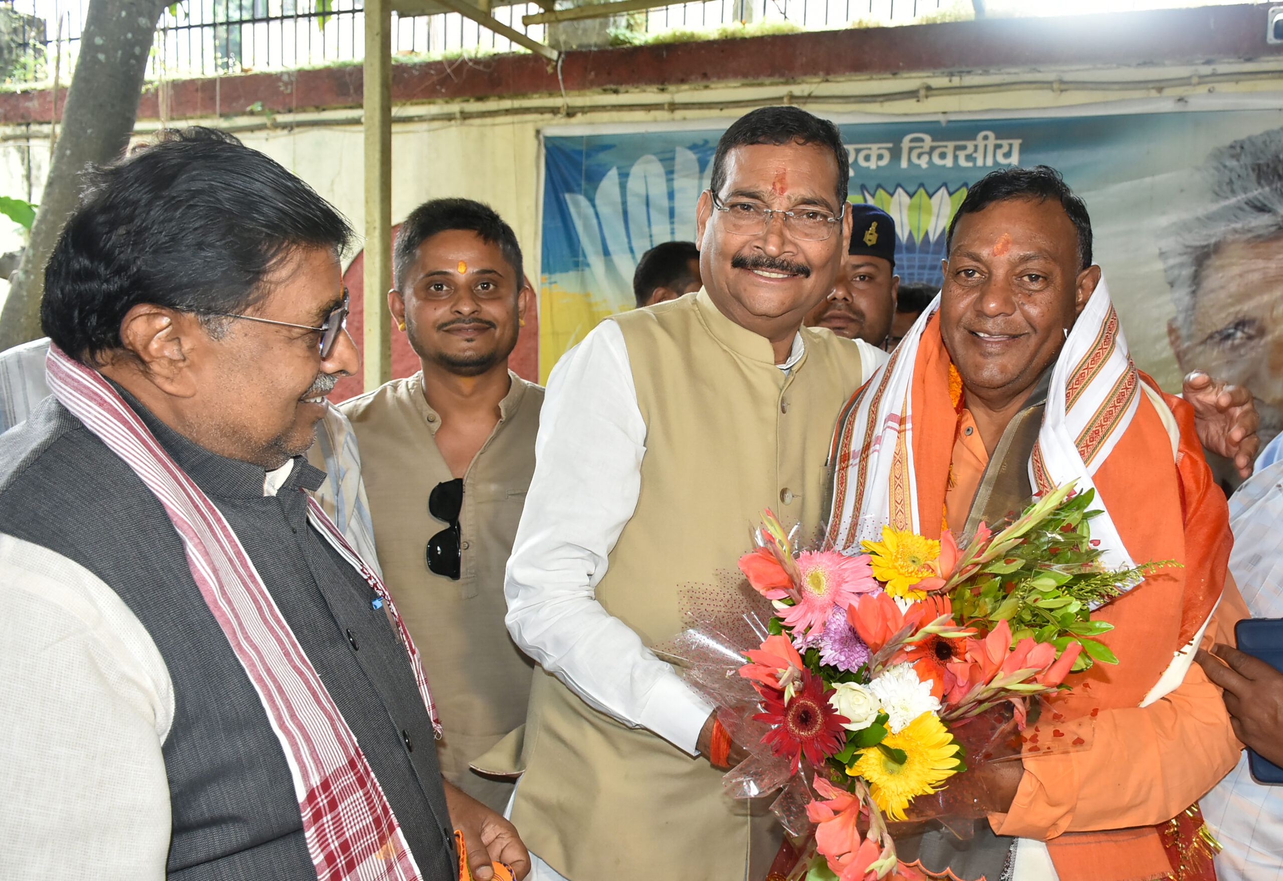 Ranchi: BJP Leader greets New Odisha Governor #Gallery