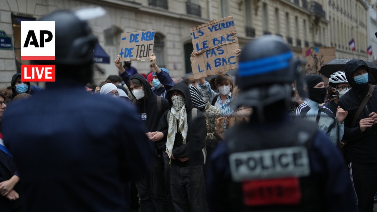 LIVE: Student protests in France (Video)