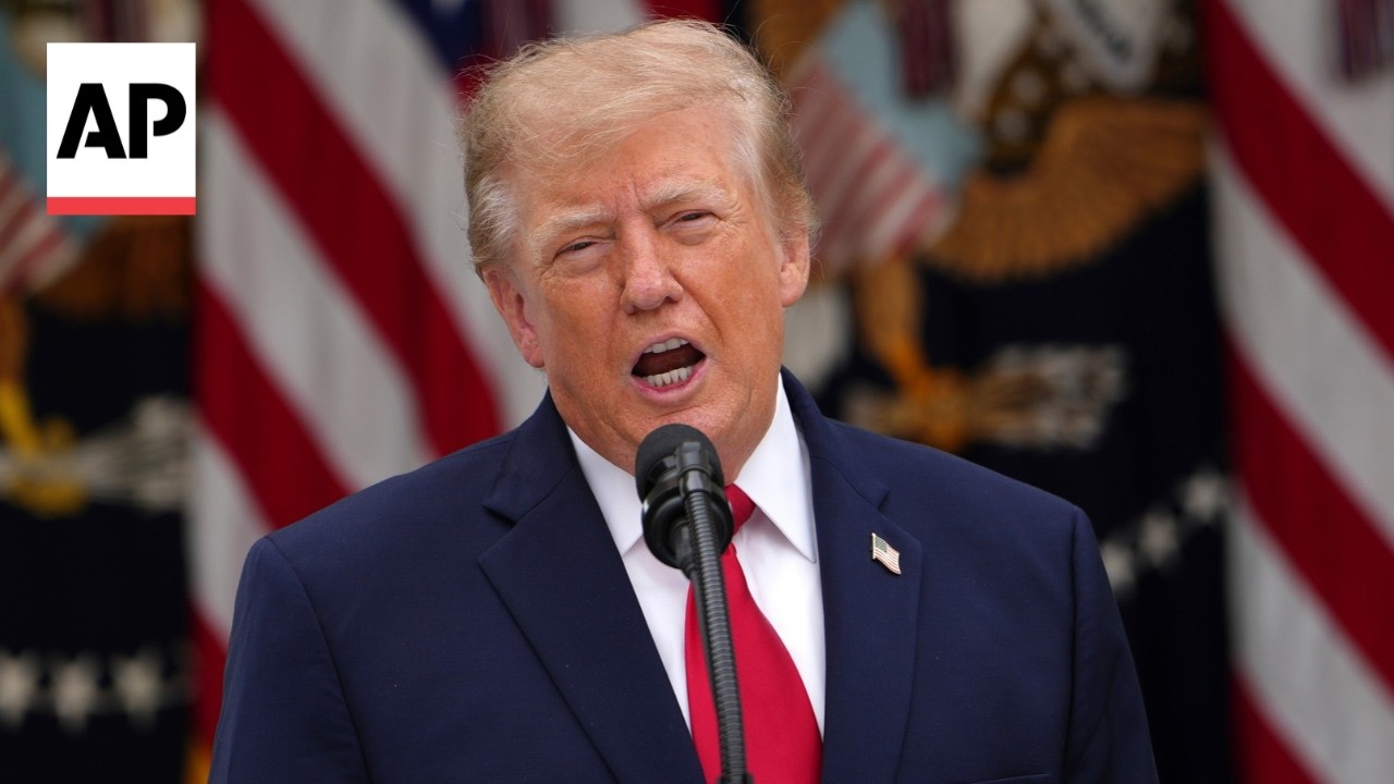 Trump says he wants the death penalty for 'anybody that murders a firefighter' (Video)