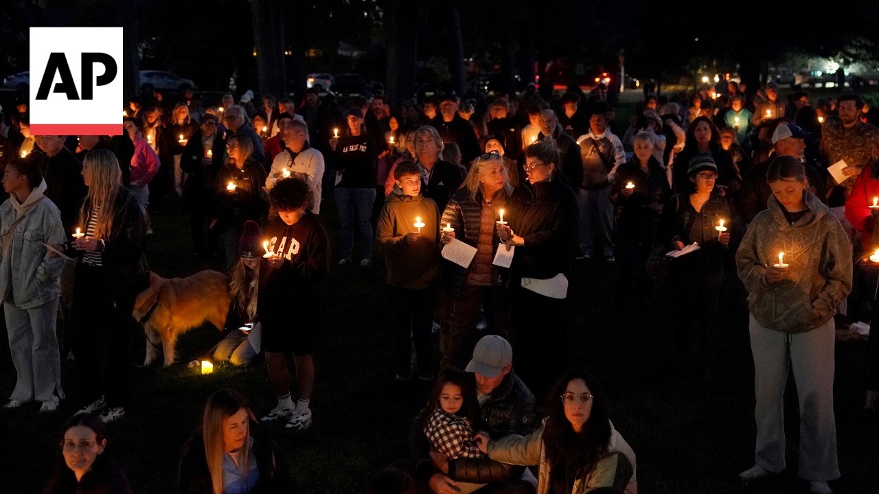 Vigil held for victims after teen shooter kills 4 at Oregon school (Video)