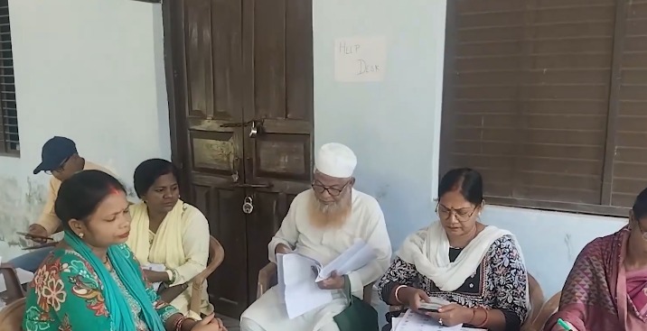 SSR campaign begins across UP districts; BLOs help voters register, update electoral rolls