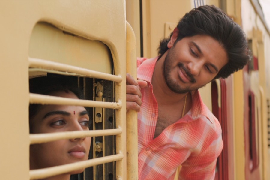 Aakasamlo Oka Tara Teaser: Dulquer Salmaan and Satvika Veeravalli Shine in Pavan Sadineni's Heartfelt Tale of Dreams and Ambition