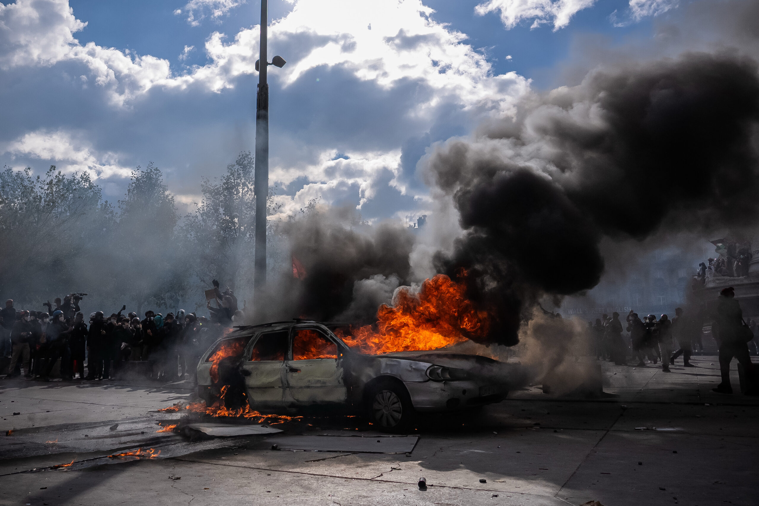 French PM urges targeted curfews after violent weekend protests