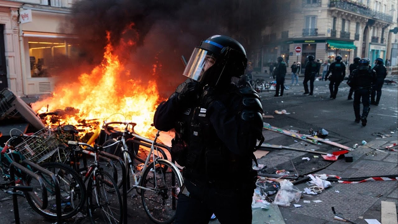 France's leaders vow to restore order after violent weekend of riots (Video)