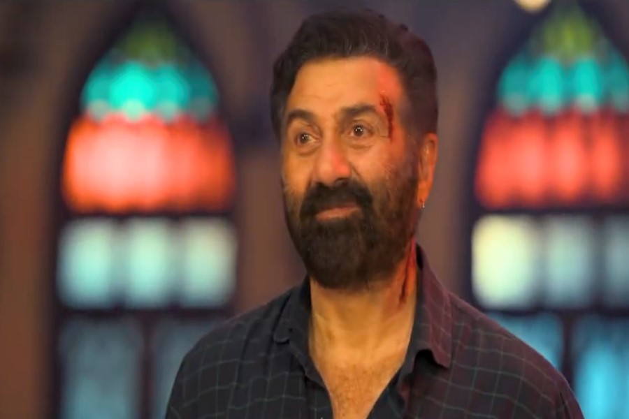 Sunny Deol Unveils Suryaa Teaser on 69th Birthday: 'They Thought It Was His End, For Suryaa, It Was Only the Beginning'