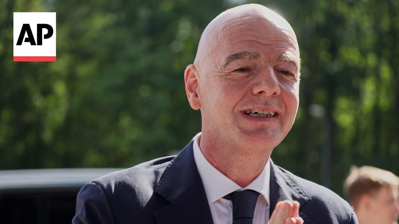 Gianni Infantino campaigns in Japan for re-election as FIFA president (Video)