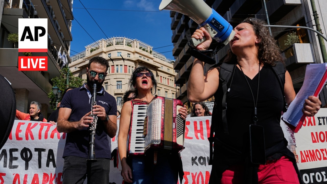 LIVE: Teachers and students protest for education reforms in Greece (Video)