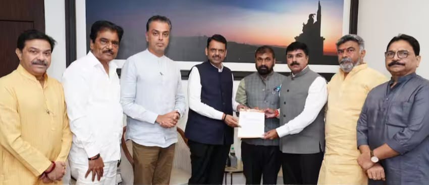 Rs 500 crore audio clip row: Shiv Sena seeks cyber cell & forensic investigation, CM assures SIT probe