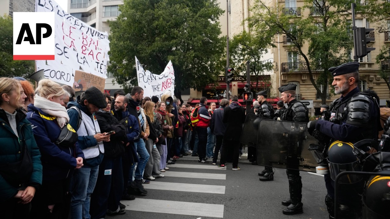 Thousands gather in Paris after a court lifts a protest ban issued by police (Video)