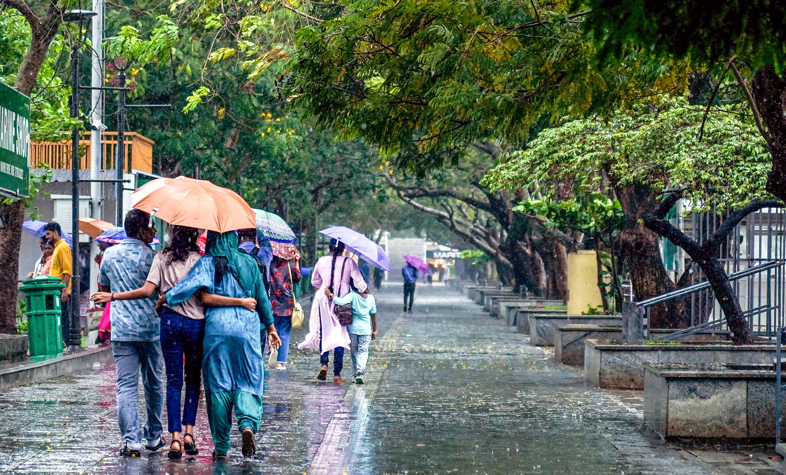 Heavy rain alert in Kerala, Orange warning for 10 districts