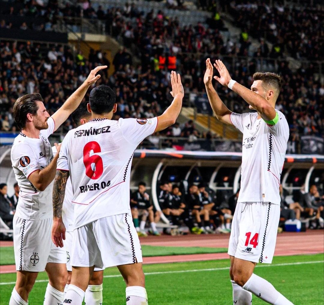 Hofmann double keeps Leverkusen perfect as Benfica lead Europa League